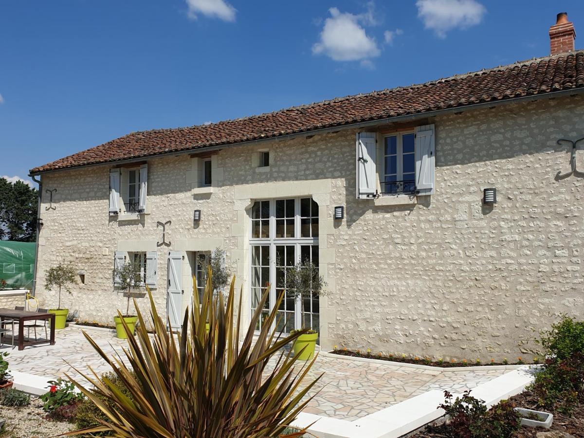 La Tour Du Raygnier Bed and Breakfast Verneuil-le-Chateau Exterior foto